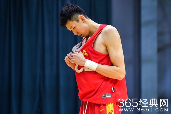 周琦就迟到事件道歉 事件过程还原