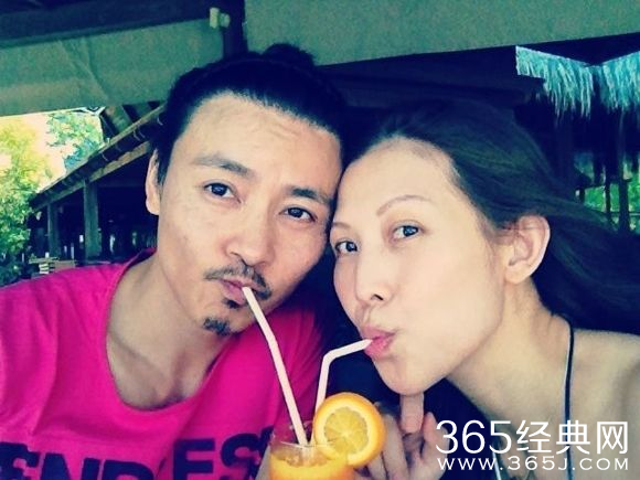 “精分夫妇”上线 张晋蔡少芬宣布怀三胎！