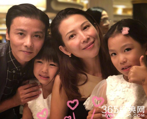 蔡少芬怀三胎 “4个孩子”愿望成真