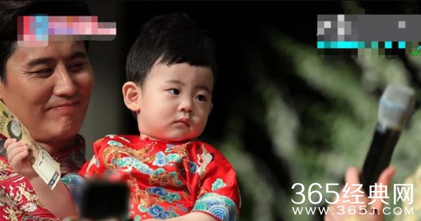 秋瓷炫高龄产子 生产后曾差点要了她的命！