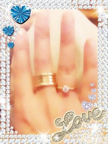 李光洁送老婆鸽子蛋钻戒 与前妻郝蕾的大小相差很多