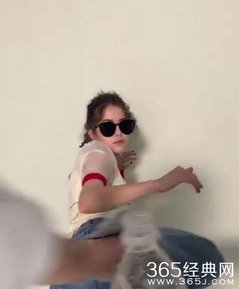 昆凌瓶盖挑战成功 点名周杰伦接力！