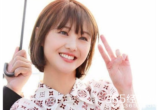 曝郑爽疑患抑郁症：努力做到正常人