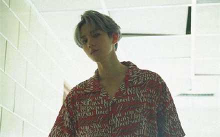 EXO边伯贤首张solo专辑 预售已破40万！