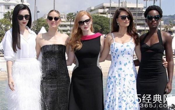 范冰冰练拳击碎怀孕传闻 开拍新片状态好