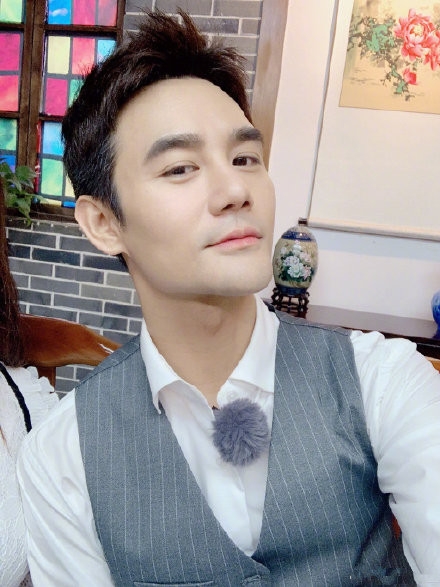 王凯王鸥聚餐被曝恋情？双方否认均恋情