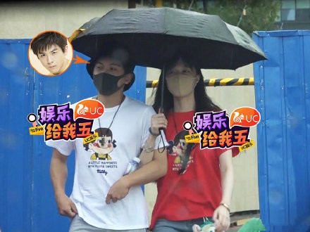 武艺恋情曝光！手挽女友小鸟依人