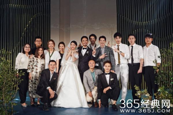 张晓晨婚礼现场照曝光 06好男儿再重聚