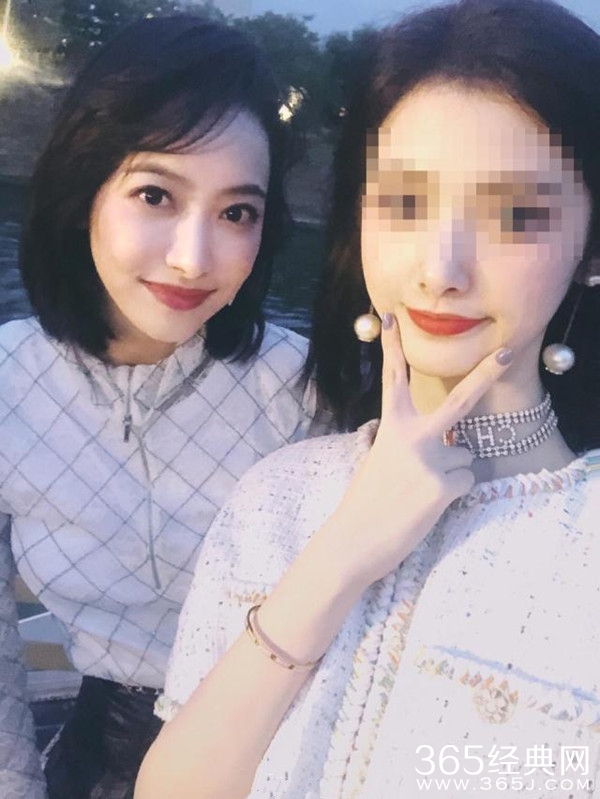 宋茜木村光希同框合影 “一黑一白”谁更胜一筹