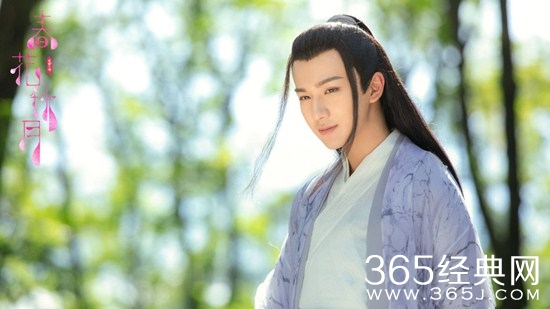 《天雷一部之春花秋月》剧中男主是上官秋月吗