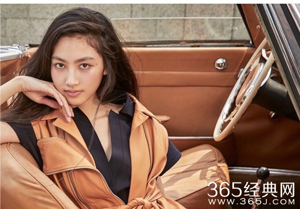 任达华女儿逆天大长腿 年仅14不输超模