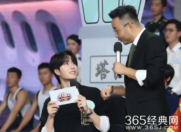 汪涵当众骂王一博粉丝：不知廉耻