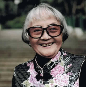 《玫瑰玫瑰我爱你》原唱姚莉去世 曾是上海滩七大歌后之一