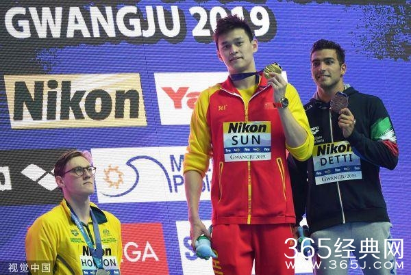 孙杨光州首秀第一 霍顿不与孙杨合影显无礼