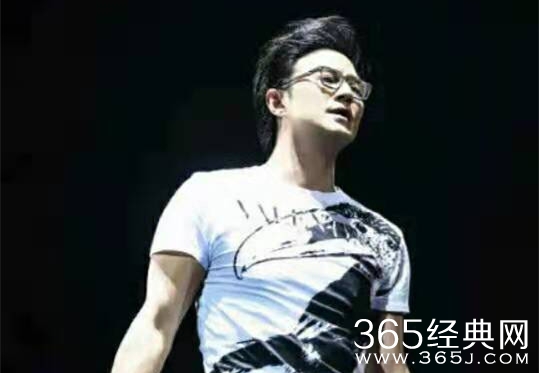 汪峰方辟谣演出迟到：完全按照时间登台