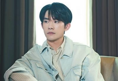 易烊千玺大学生活有点“酷” 找回集体的感觉