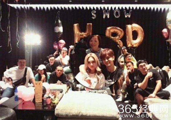 罗志祥40岁生日表白周扬青：我真的很开心，爱你