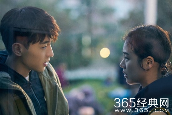 过气艺人如何翻身，邓伦马思纯上演《加油，你是最棒的》