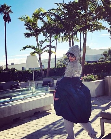 萧亚轩七夕告白粉丝 发照片让粉丝安心