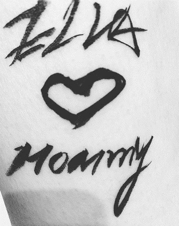 萧亚轩七夕告白粉丝 发照片让粉丝安心