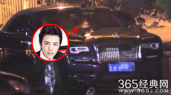 李云迪开豪车约美女吃饭 随之竟树下随意小便