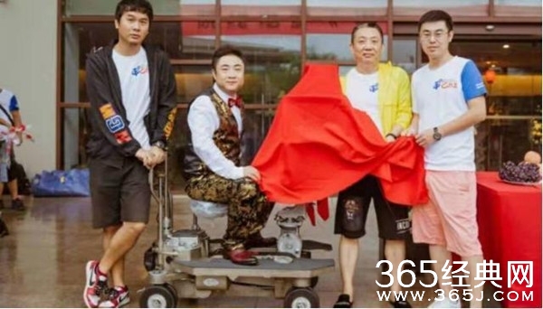 《甲方乙方2》碰瓷儿？制片人回应:我们有完整版权