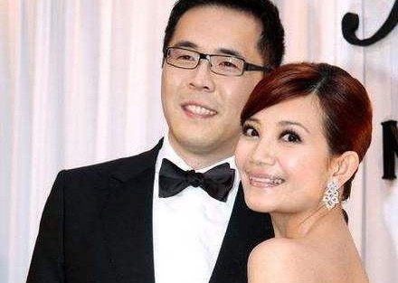 港媒曝梁静茹离婚 对于婚变丈夫否认：乱爆料