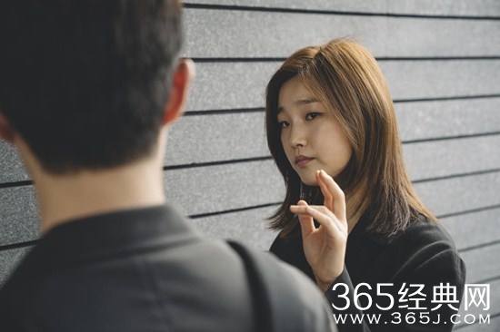 《寄生虫》剧中的妹妹饰演者介绍