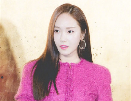 ​合约问题？郑秀妍被中国经纪公司起诉