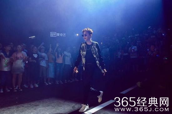 刘宪华助阵中国新说唱2019 超强Hip-hop实力炸裂舞台