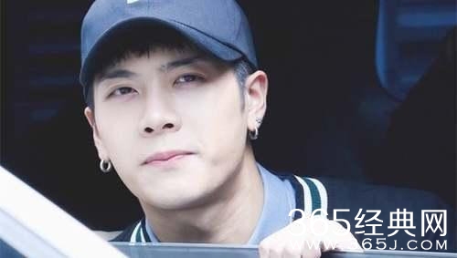 王嘉尔质问私生：“发我地址出去的是不是你?”