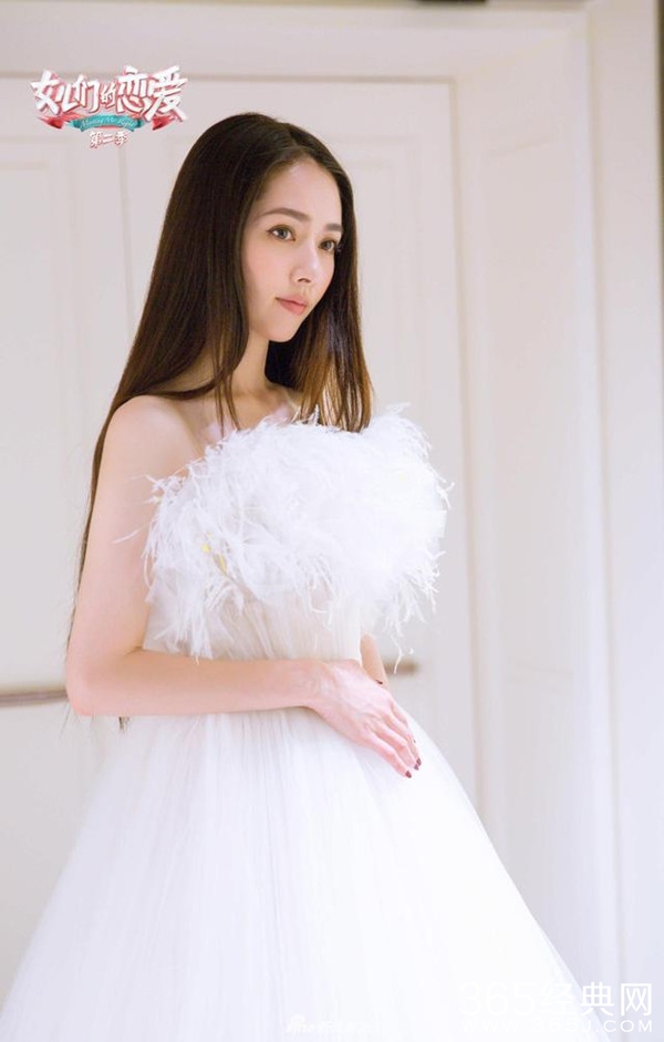 郭碧婷婚纱照曝光 宛如仙女下凡