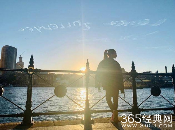 周杰伦用无人机告白昆凌 被喂了好大一口狗粮啊