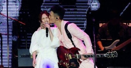 等官宣！李荣浩杨丞琳被爆已于17日领证