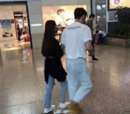 等官宣！李荣浩杨丞琳被爆已于17日领证