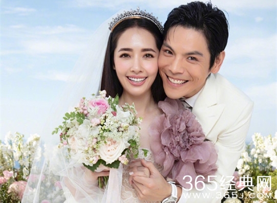 向佐郭碧婷结婚誓词曝光 向太感动送祝福