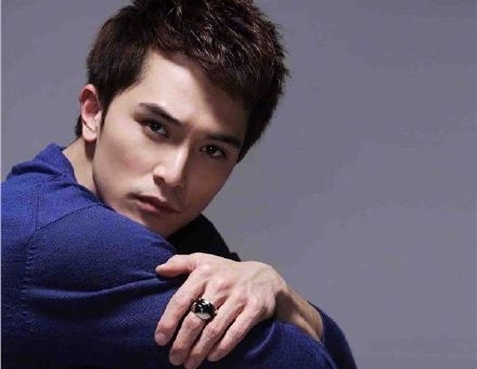 邱泽经纪人解读感谢抬爱 并不觉得张钧甯打脸邱泽