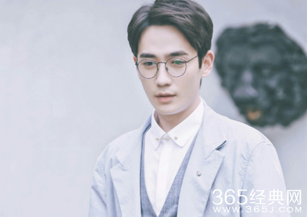 产后复出作《亲爱的自己》刘诗诗将搭档朱一龙？