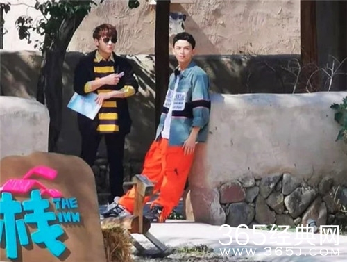 《亲爱的客栈3》合影 嘉宾阵容曝光