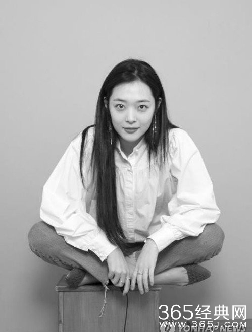 宋茜航班飞往韩国 其他成员皆去送雪莉 f(x)重聚竟是这种方式