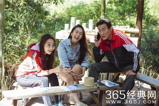 《一路成年》梁家辉展现铁汉柔情 担忧女儿急哭