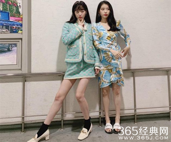 IU一直为好友雪莉守灵 却因有公开发文被恶评攻击