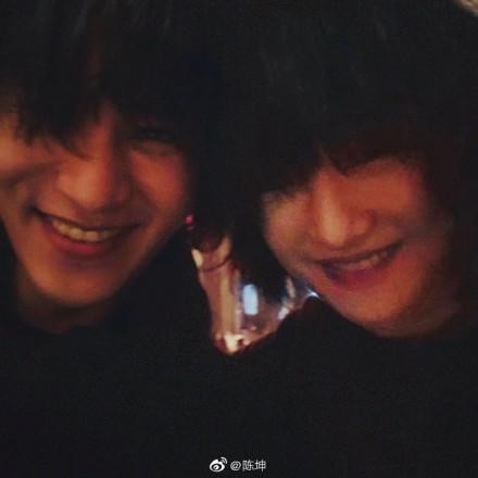 陈坤连续十年为周迅庆生 深厚友谊令人羡慕