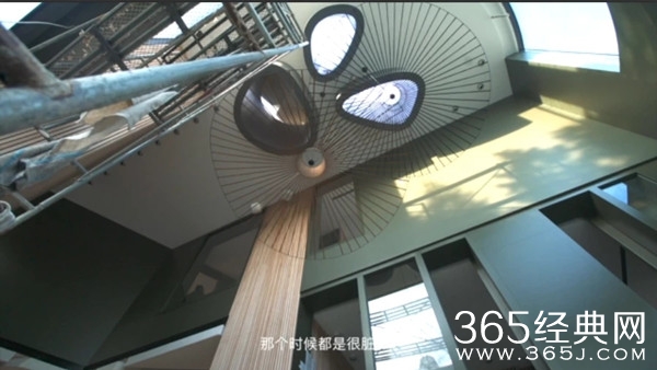 江一燕获奖别墅竟是她的私人别墅 内部客厅有鱼池十分豪华