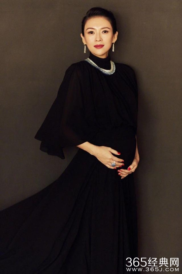 章子怡发文承认怀二胎:孕期30周体重116斤