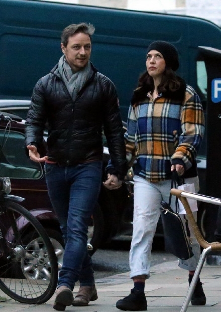 拍完片嫁给男主角！“一美”与导演助理女友结婚