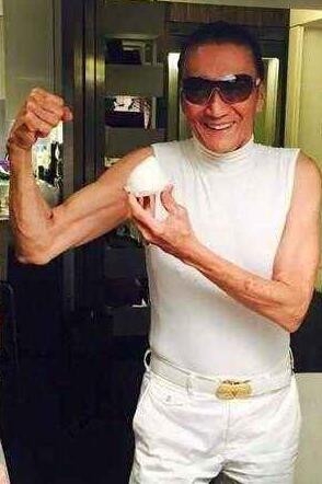 造谣一张嘴！英皇辟谣谢贤脑梗离世