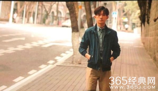 易烊千玺发长文感慨《少年的你》拍摄过程 四字弟弟长大了