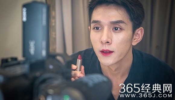 李佳琦直播翻车 不粘锅变“秒粘锅”？