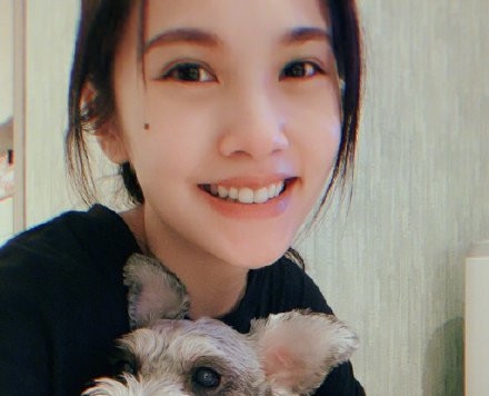 杨丞琳清空社交账号 连头像也换成了一片空白